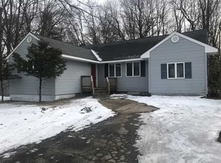 58 Honey Ln, Wappingers Falls, NY 12590