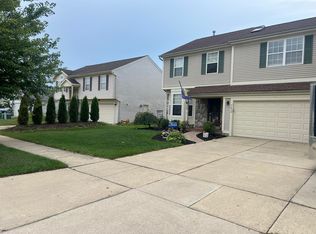 7410 Lochmoor Dr, Ypsilanti, MI 48197