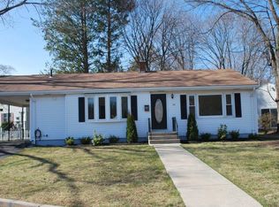 27 Chandler St, North Providence, RI 02911