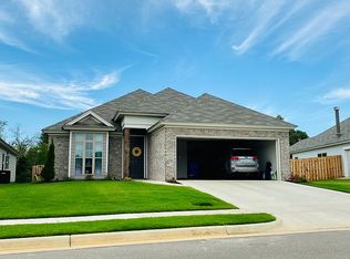 217 Hedgefield Dr, Prattville, AL 36066