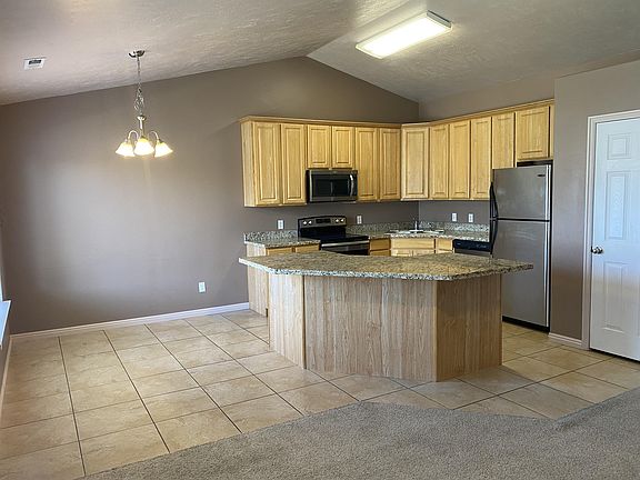 5th image of 3144 W 525 N