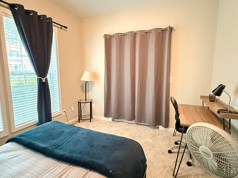3315 Chastain Gardens Dr NW — Photo 1