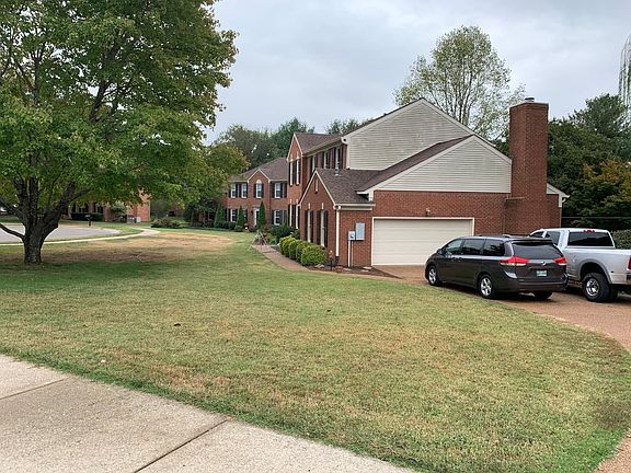4th image of 617 Gleneagle Ln