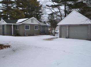 1044 N Us 23, East Tawas, MI 48730
