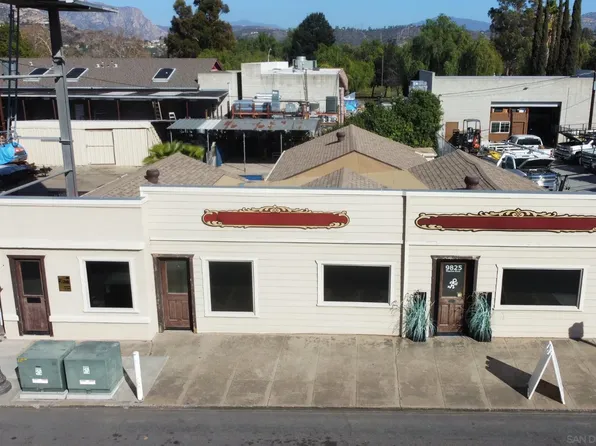 9825 Maine Ave, Lakeside, CA 92040