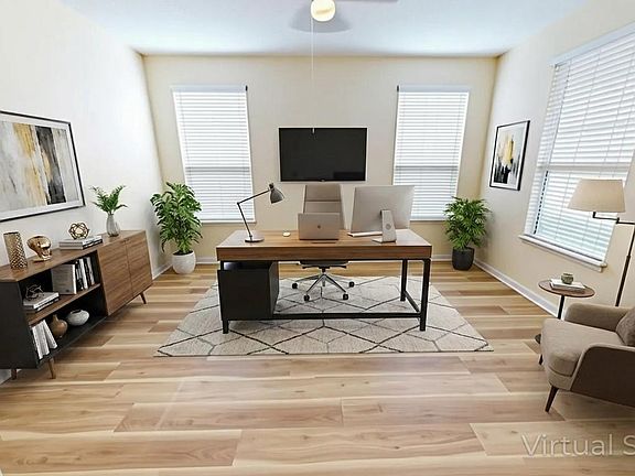 3rd image of 15707 Lexington Park Blvd