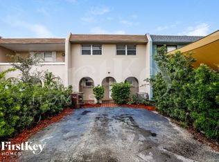 6900 W 2nd Ln, Hialeah, FL 33014