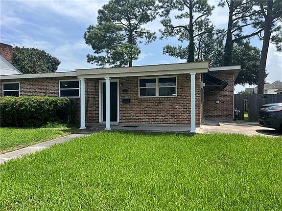 2nd image of 701 Beverly Garden Dr