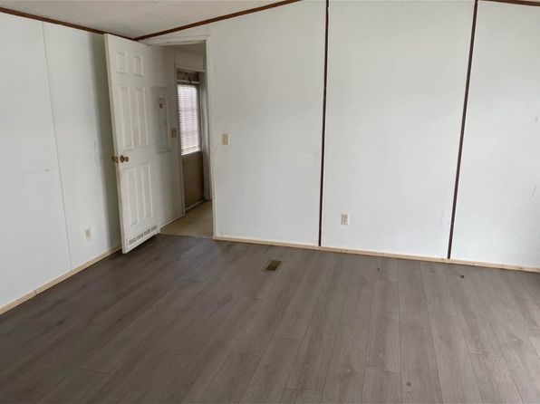 212 Saylock Ln, Opelousas, LA 70570 – 3-bedroom rental in Opelousas