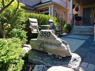 350 Hewitt Cir, Newmarket, ON L3X 2H1