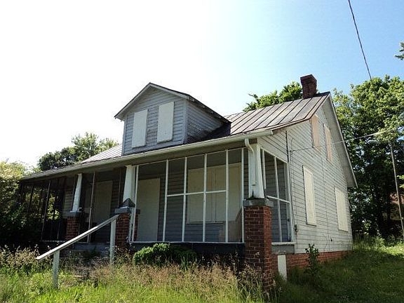 3rd image of 803 Lindsey St