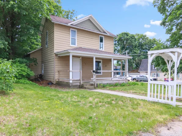 112 Howard St, Cadillac, MI 49601