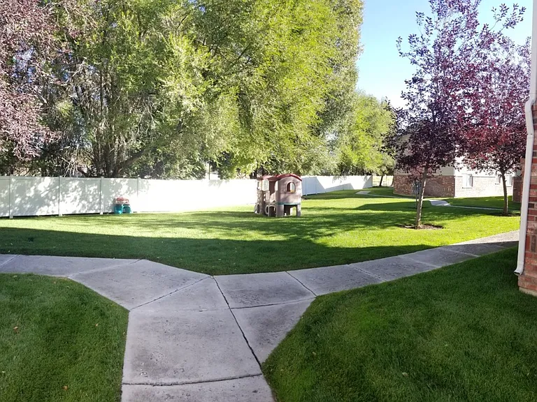 264 N 3 E #202 — Photo 3