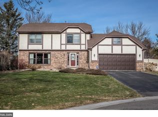 3219 Canterbury Ct, Woodbury, MN 55125