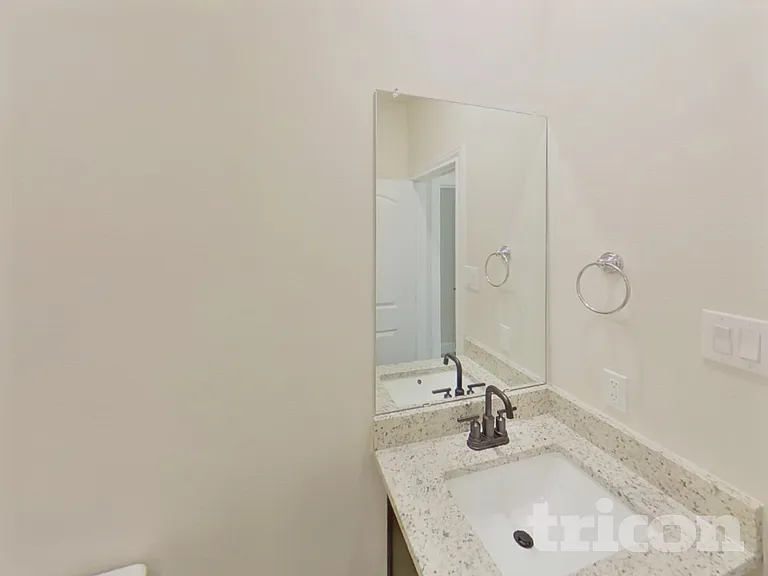 1105 Butler Ave — Photo 14