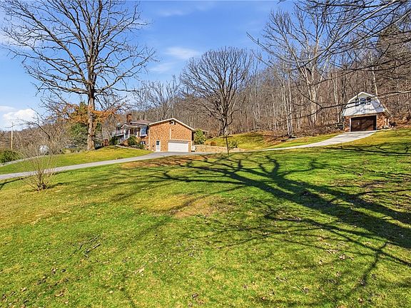 4th image of 248 Boyd Dr