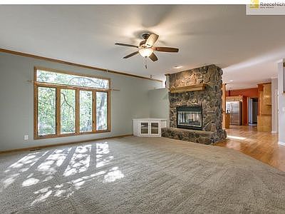 5th image of 1149 SW Sunflower Dr