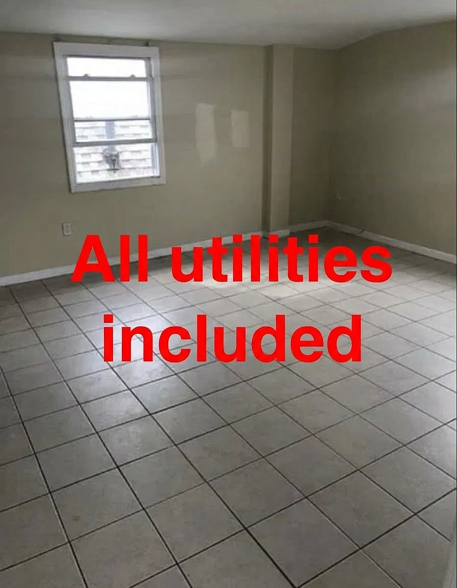 511 Maple Ave — Photo 1