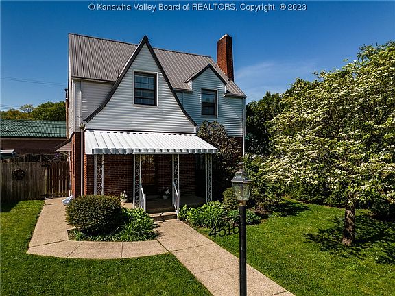 2nd image of 4515 Noyes Ave
