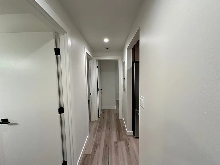 1019 Wilson St — Photo 14