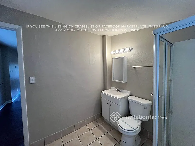 3701 SW 58th Ter — Photo 17