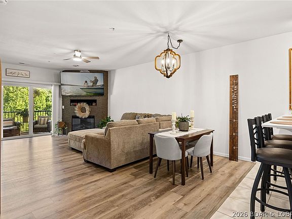 5th image of 464 Cedar Heights Dr Unit 3C