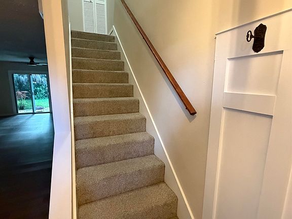 5th image of 3801 Crown Point Rd Unit 1235