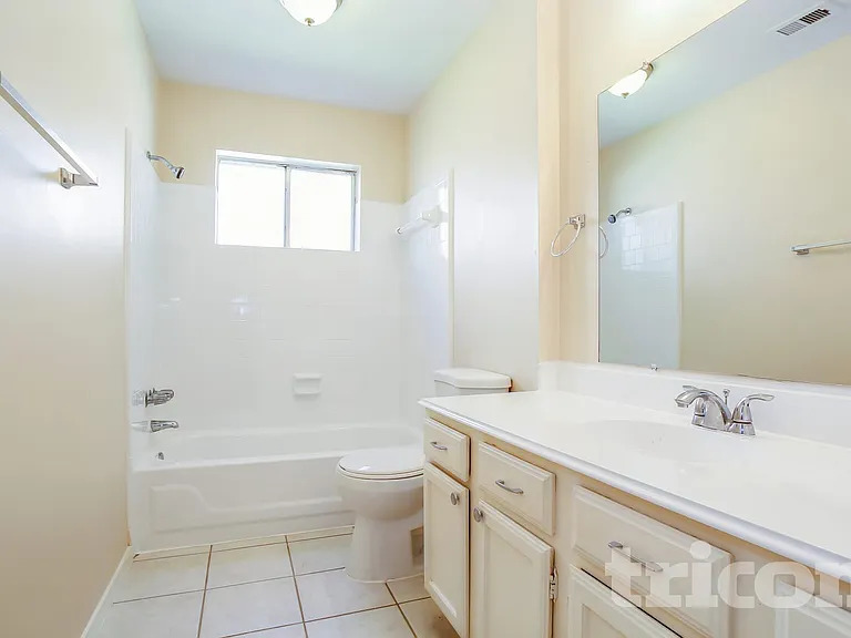 3206 Sedgeborough Dr — Photo 12