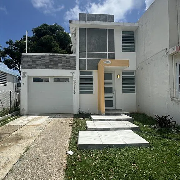 MONTE BRISAS Calle 2 — Photo 3