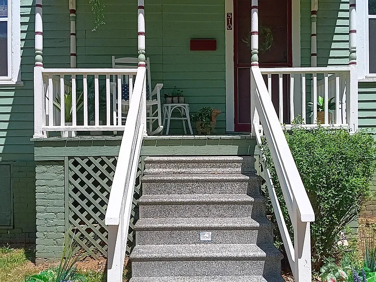 W Pine Ave — Photo 4