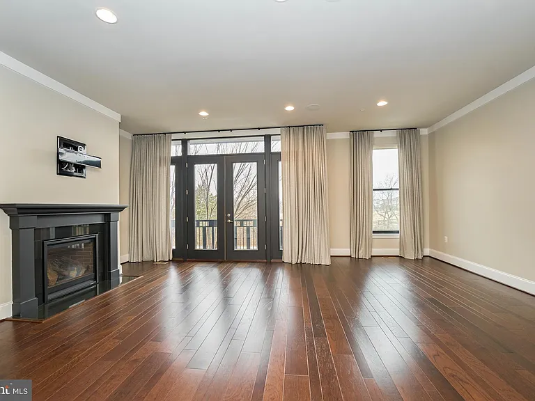 20442 Northpark Dr — Photo 20