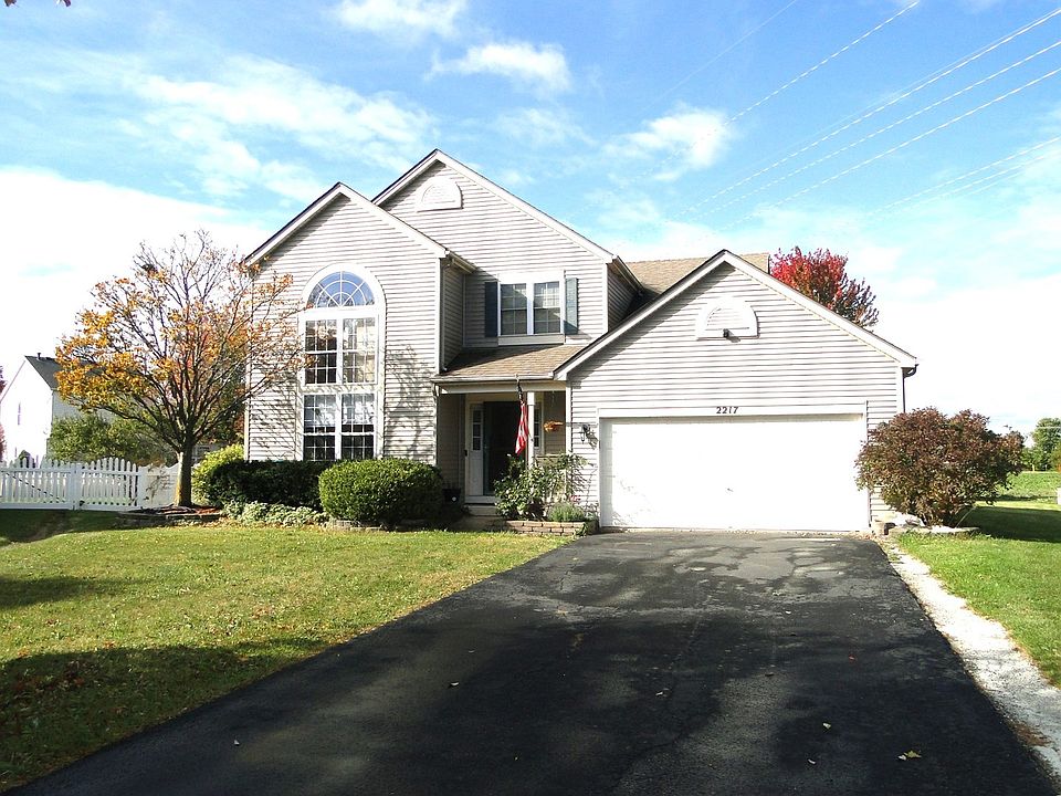 1st image of 2217 Twin Lakes Ct