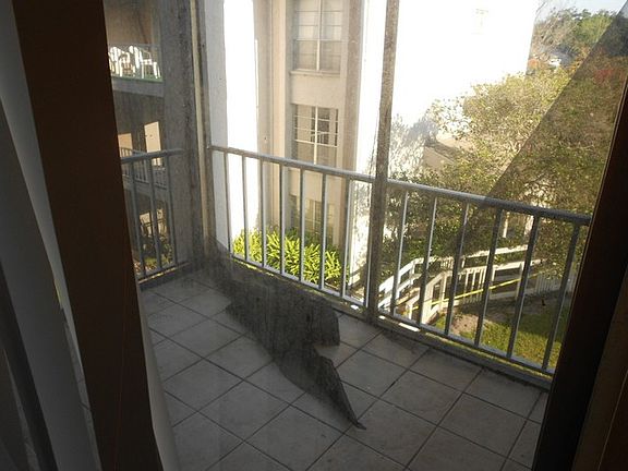 5th image of 2625 State Road 590 APT 521