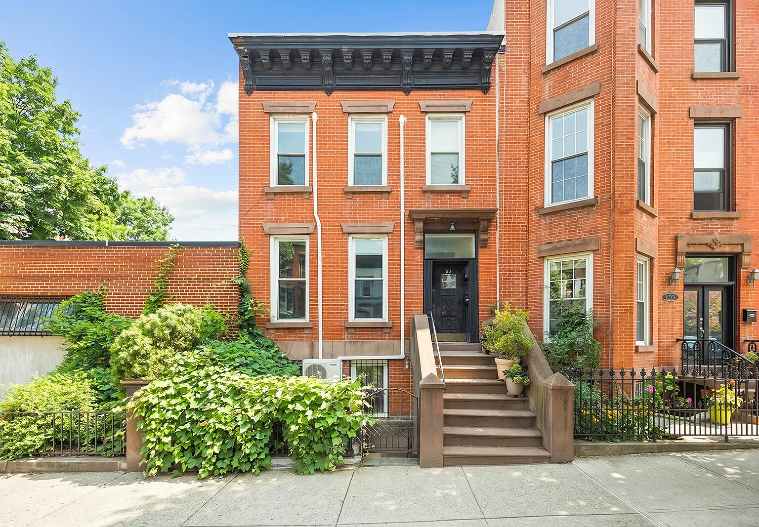 53 Garfield Place — Photo 1