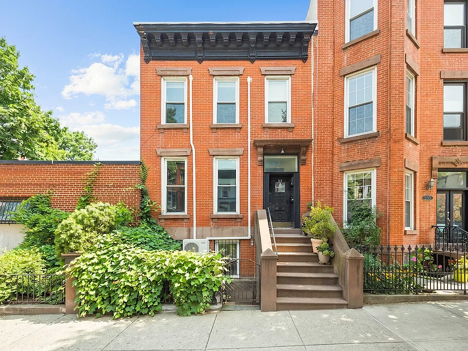 53 Garfield Pl