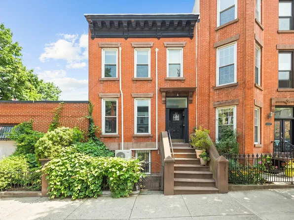 53 Garfield Place image 1 of 15