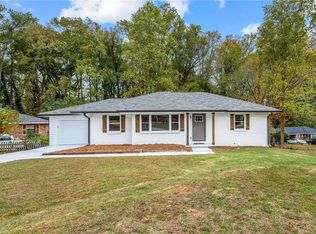 2251 Nivelle Dr, Decatur, GA 30032