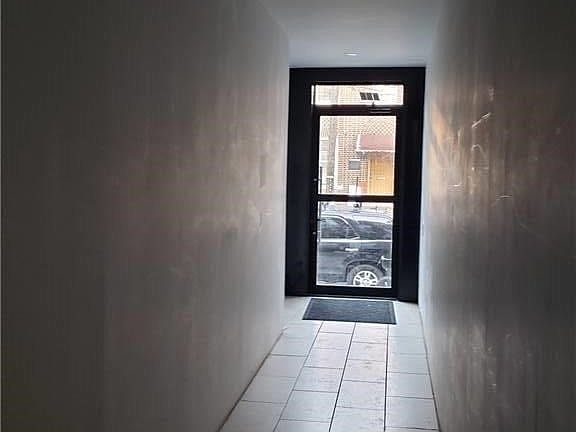3rd image of 438 Herzl St