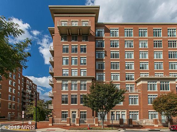 2nd image of 4480 Market Commons Dr Unit 115