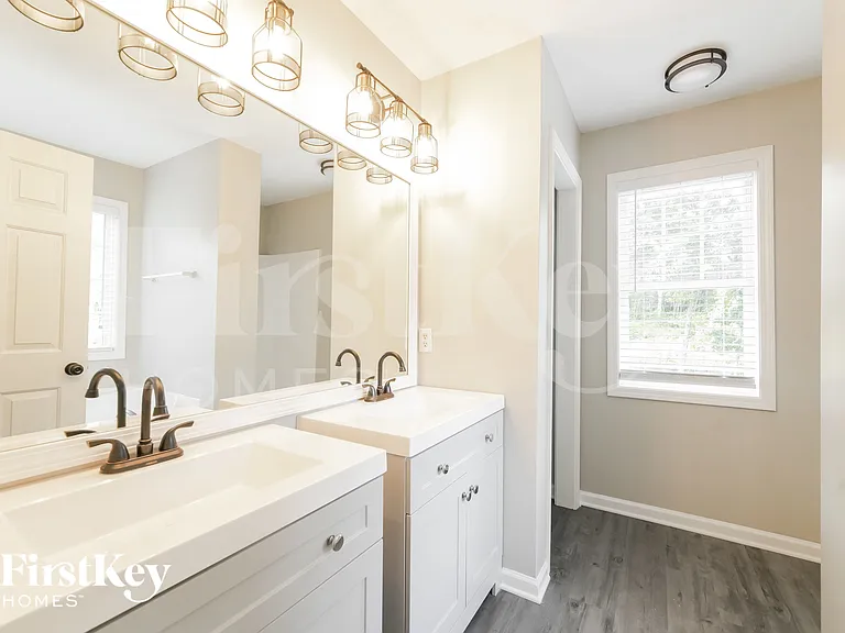 87 Indian Hills Dr — Photo 10