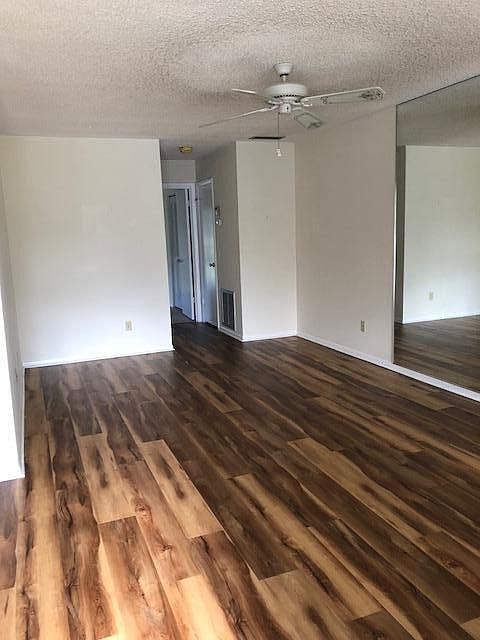 1st image of 1225 NW 21st St #26-2610