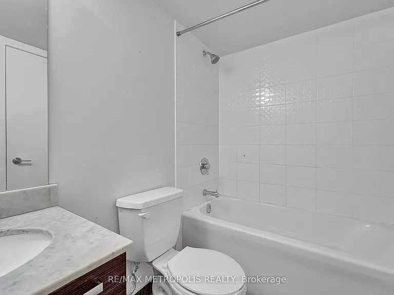 36 Lisgar St #1902W — Photo 17