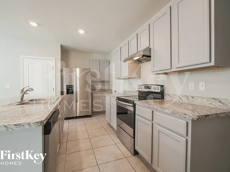 1055 Andean Ln — Photo 6
