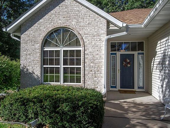 4th image of 3808 Gables Court