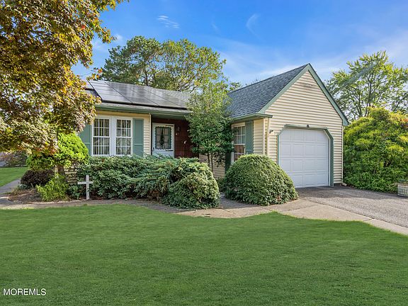 3rd image of 48 Birchwood Drive #50