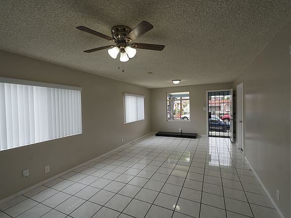 3rd image of 457 W Sepulveda St #457