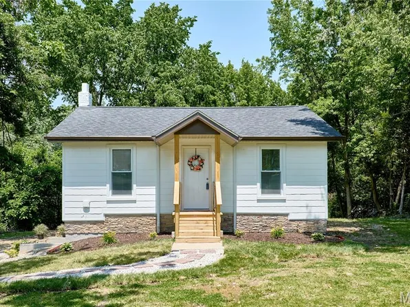 10635 Ridge Ave, Saint Louis, MO 63114