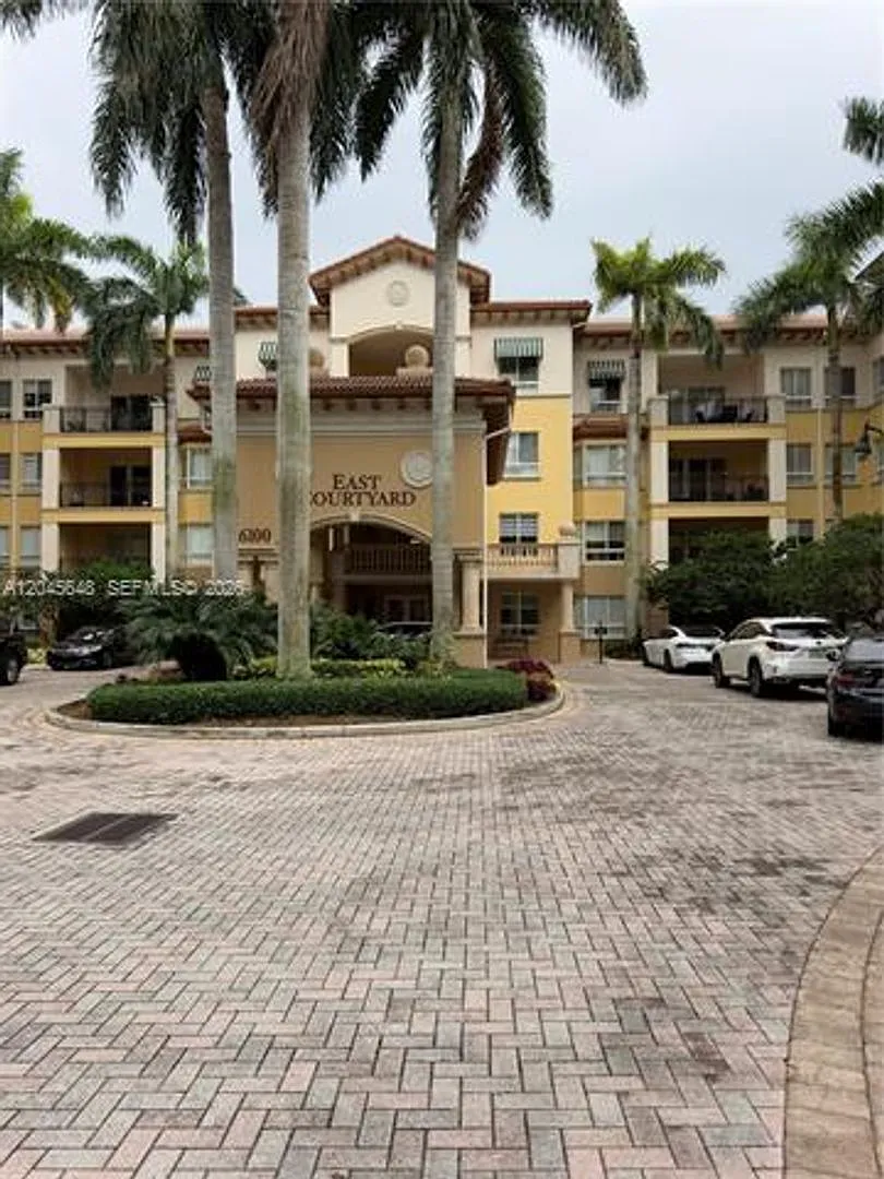 16100 Emerald Estates Dr cu-281, Weston, FL 33331 — Photo 2