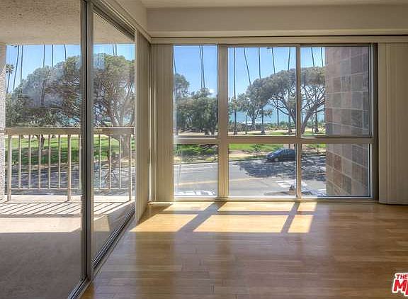 4th image of 515 Ocean Ave Unit 401S