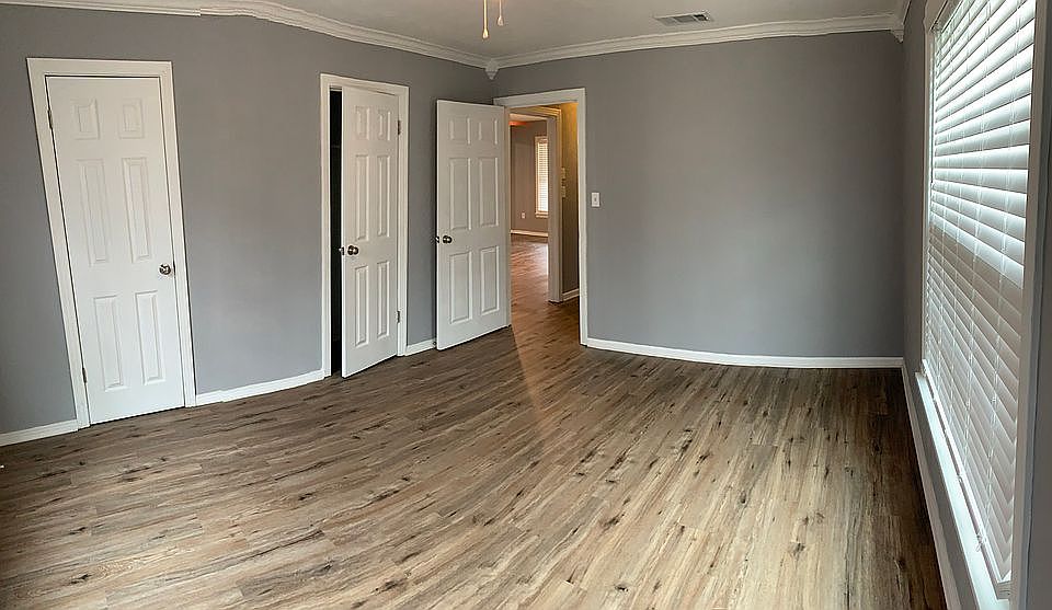 1st image of 3123 Pecan St